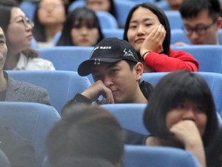 神二十一乘组刷新中国航天纪录，在轨驻留210天超越极限